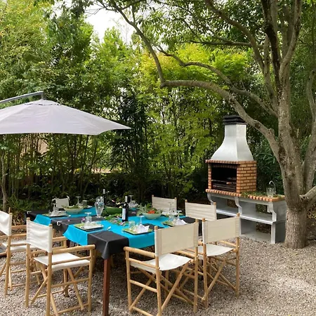 Pla De Moixons Country house *