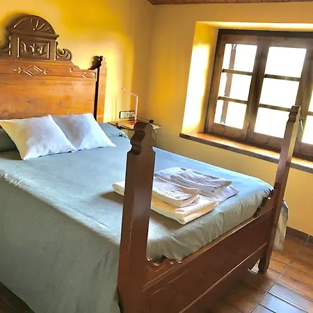 Pla De Moixons Country house *